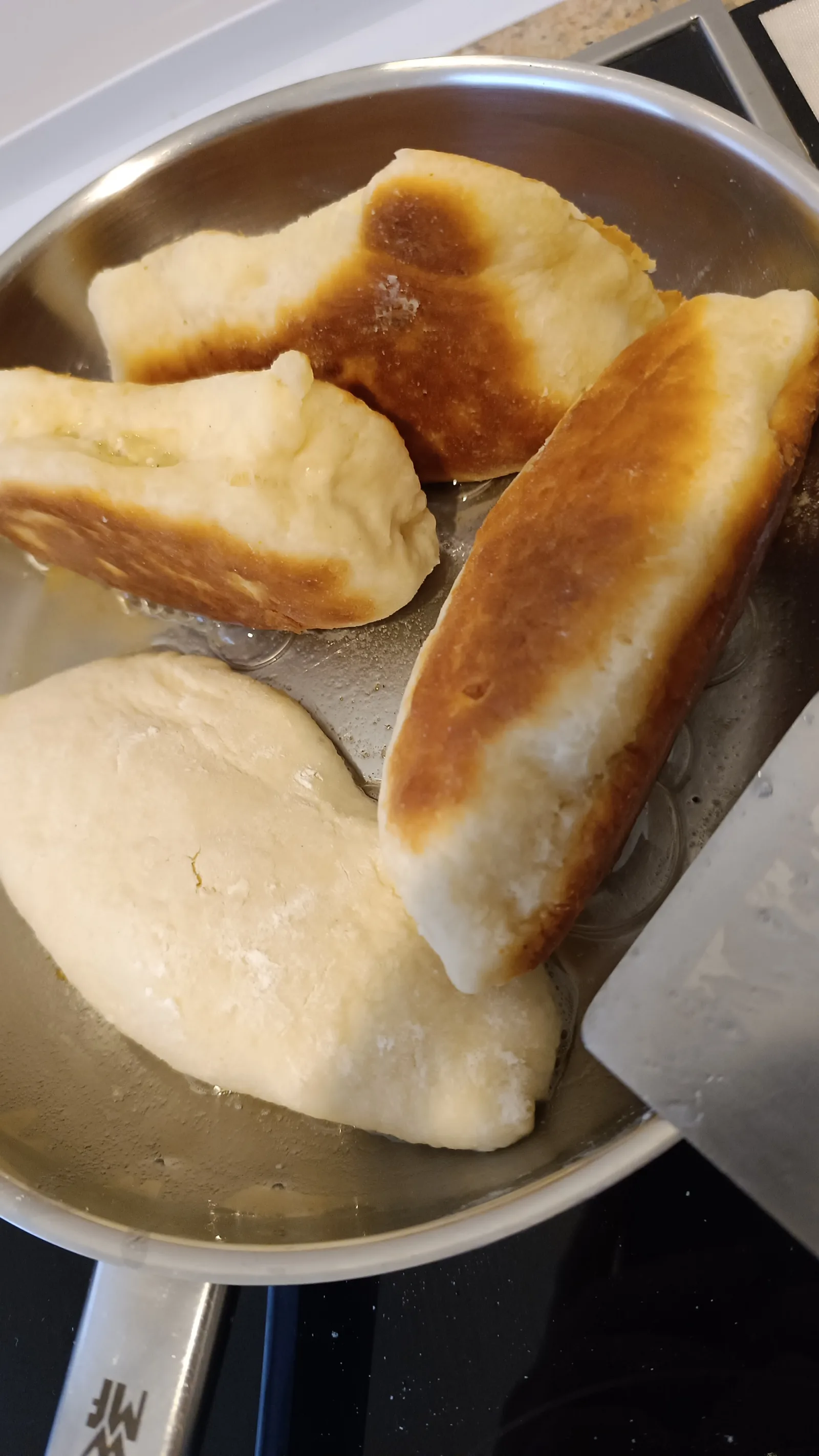 ## 🫓 Fladenbrot aus Quarkteig (ohne Hefe, super saftig – Pfannen-Version)